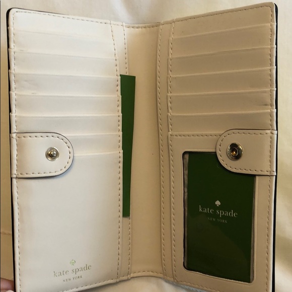 Brand new, unused Kate Spade wallet/clutch - Picture 4 of 4